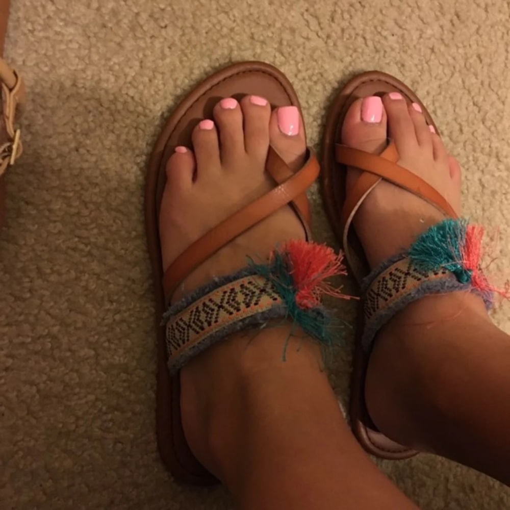 Sandals - Picture 2 of 2